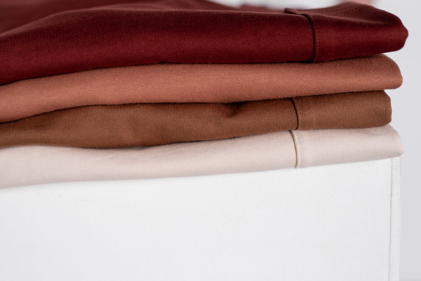 I Tried Living With Just 15 Pieces of Clothing for Two Weeks — Here’s the Part Nobody Warns You About